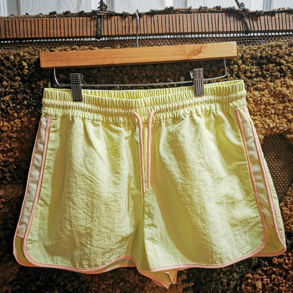 Banana yellow Zara workout exercise gym shorts